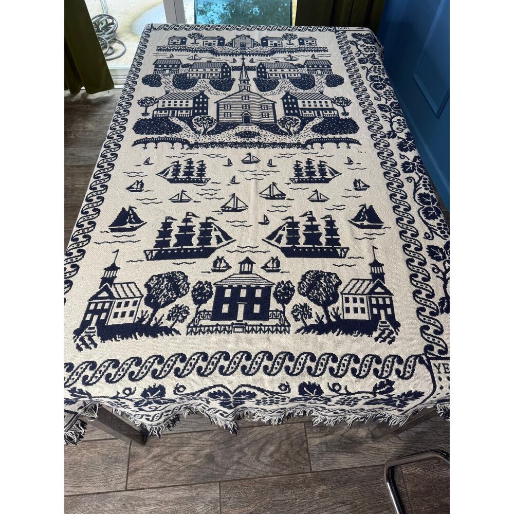 Tapestry Blue /White Fringe Reversible Throw Blanket 1839 colonial design